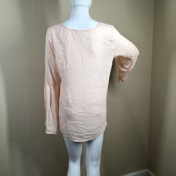 BP. Bell Sleeve Blouse C3 - Picture 4 of 6